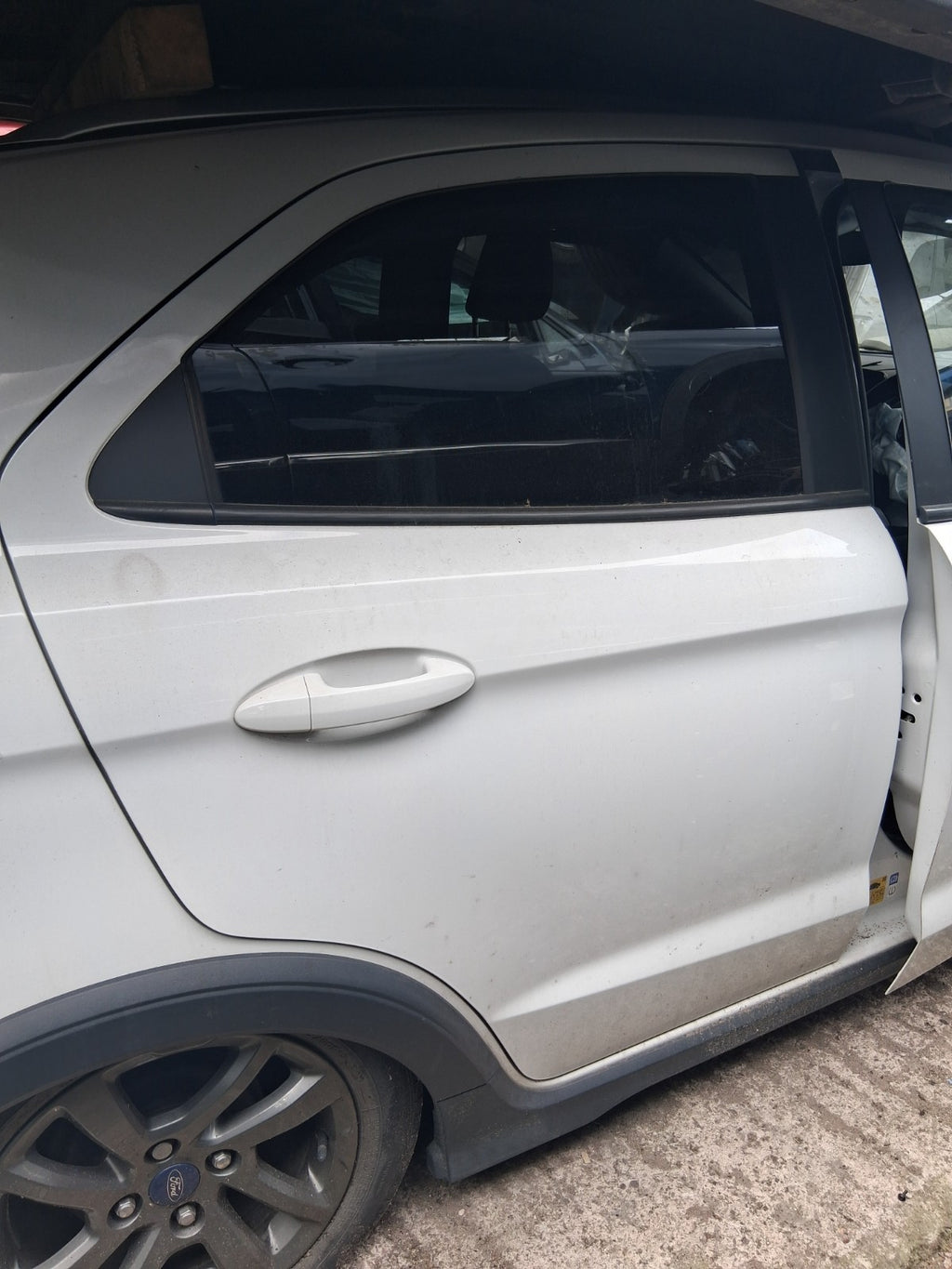 2018 FORD KA + PLUS MK3 HATCHBACK OSR DRIVER SIDE REAR BARE DOOR WHITE