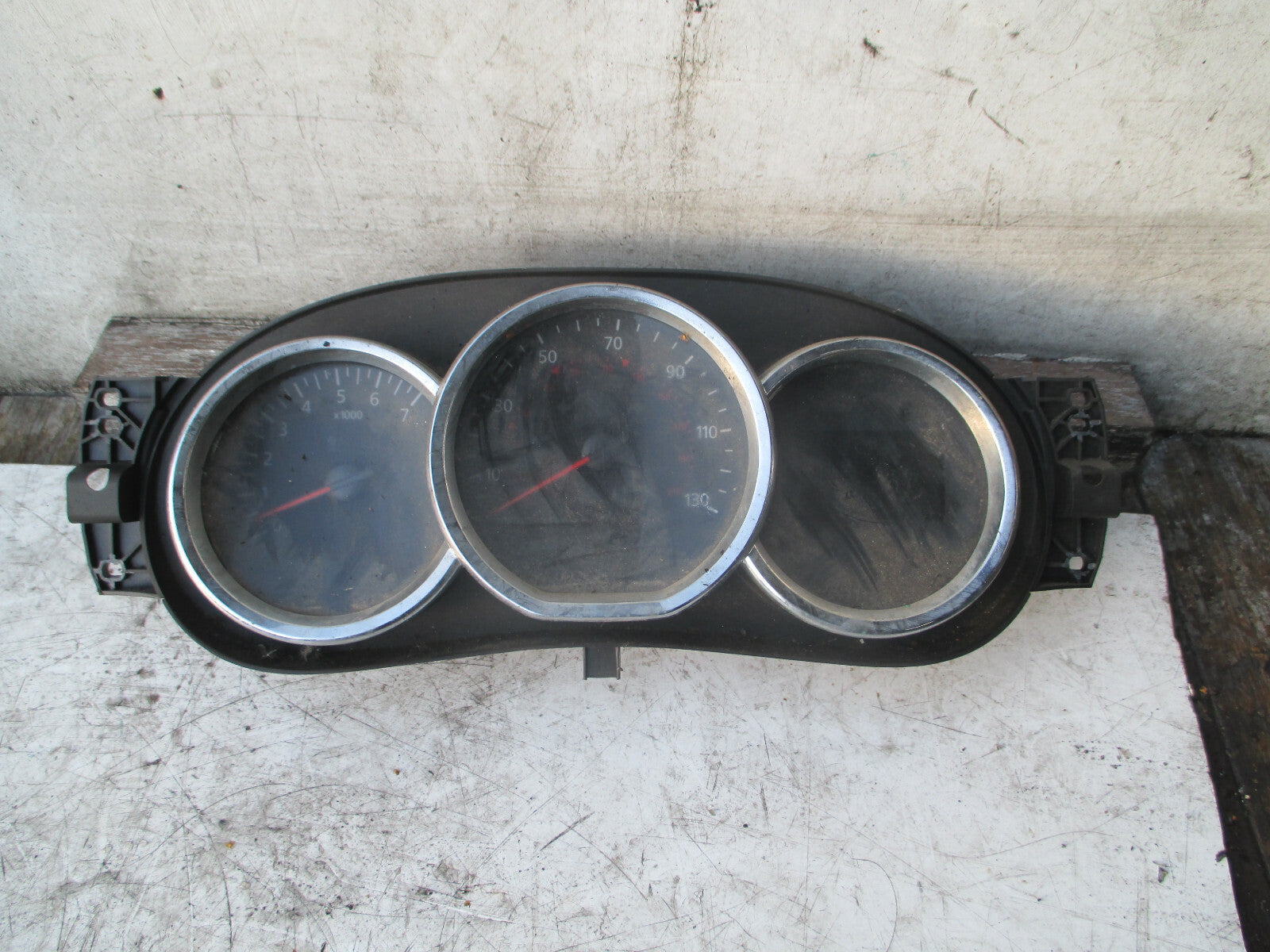 DACIA SANDERO 2015 DIESEL MANUAL SPEEDOMETER INSTRUMENT CLUSTER 248105453R