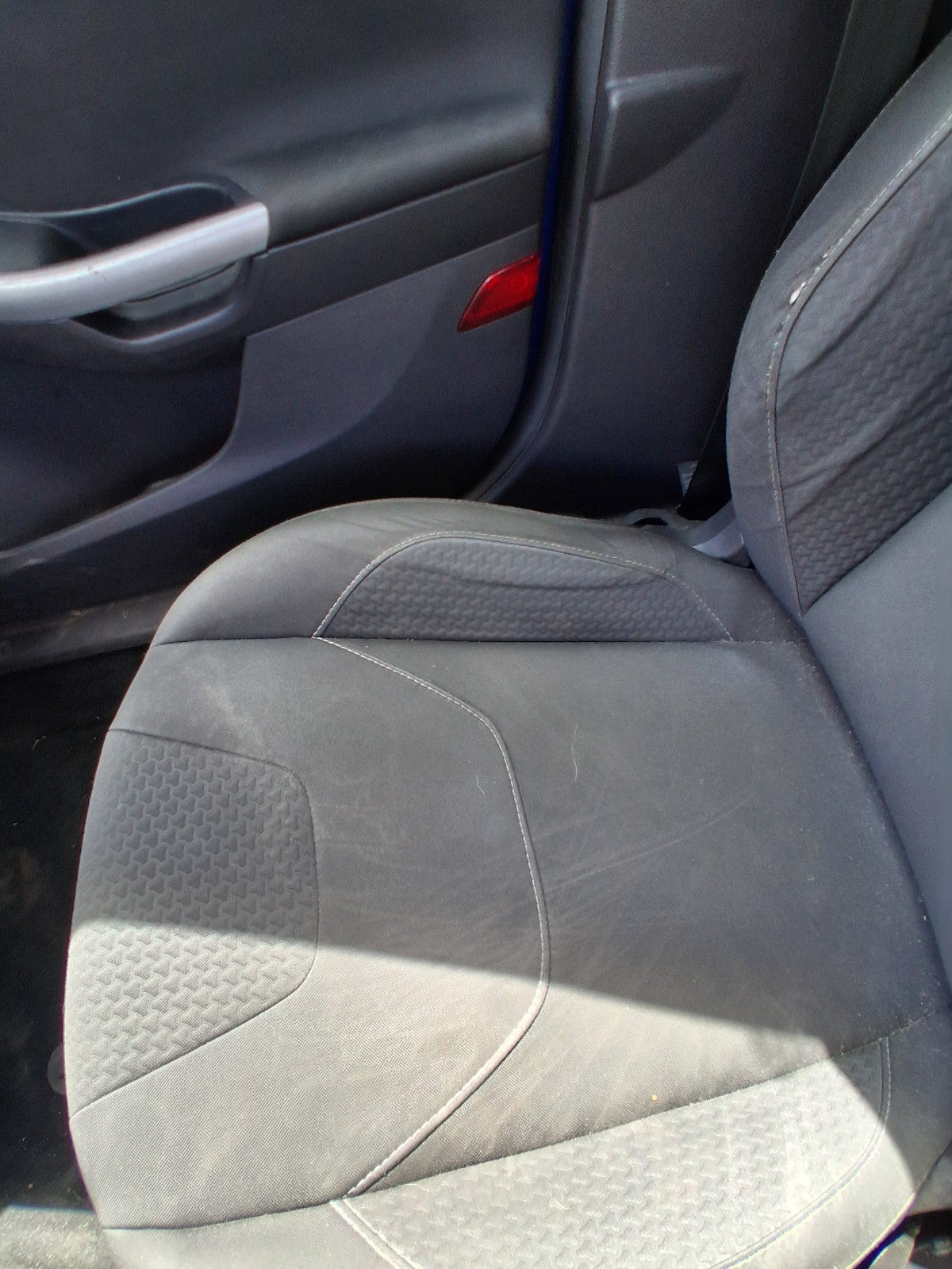 2015 FORD FOCUS MK3 HATCHBACK OSF DRIVER SIDE FRONT COMPLETE SEAT FABRIC