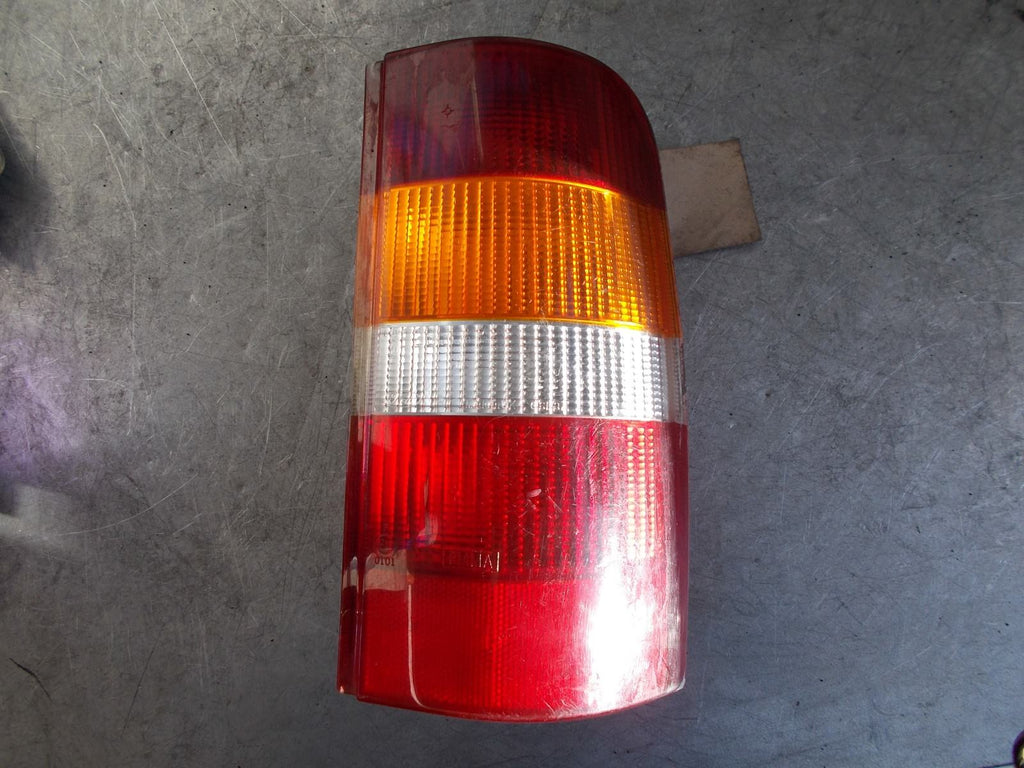 2000 FORD ESCORT VAN OSR DRIVERS SIDE REAR LIGHT TAIL LIGHT