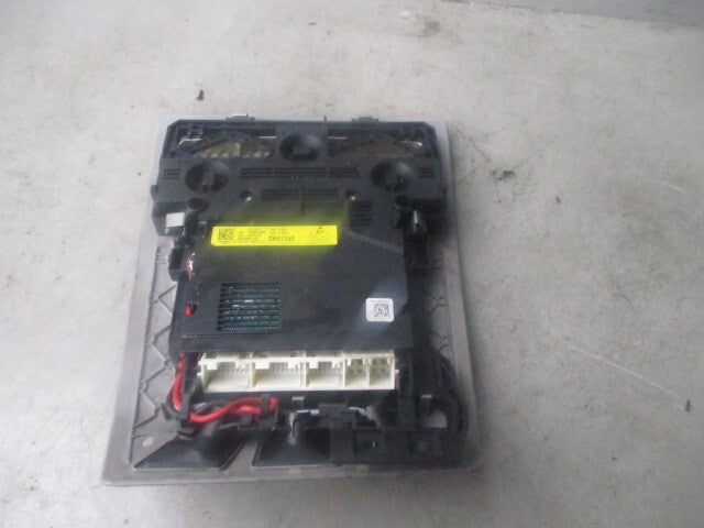 2012 BMW INTERIOR LIGHT LAMP LIGHTING FRONT 28140556