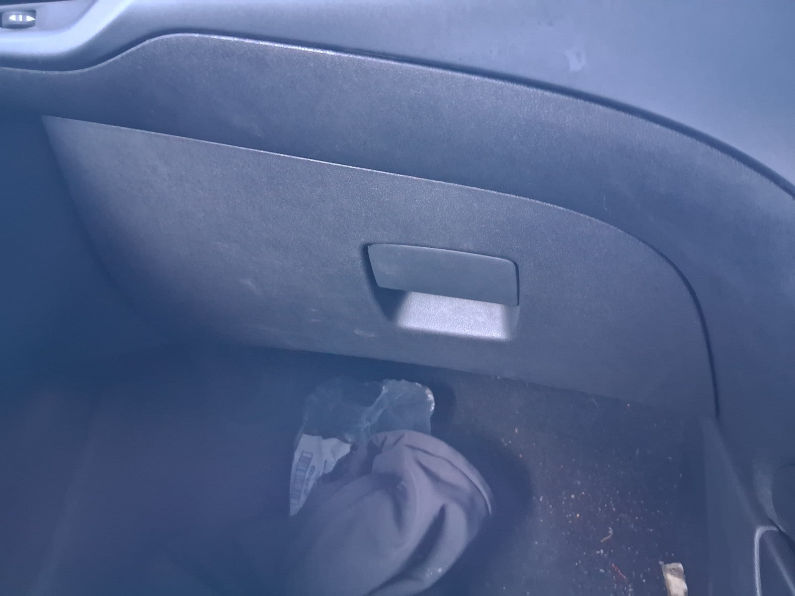 2018 VAUXHALL CORSA E CORSA VAN FRONT DASHBOARD GLOVE BOX STORAGE COMPARTMENT