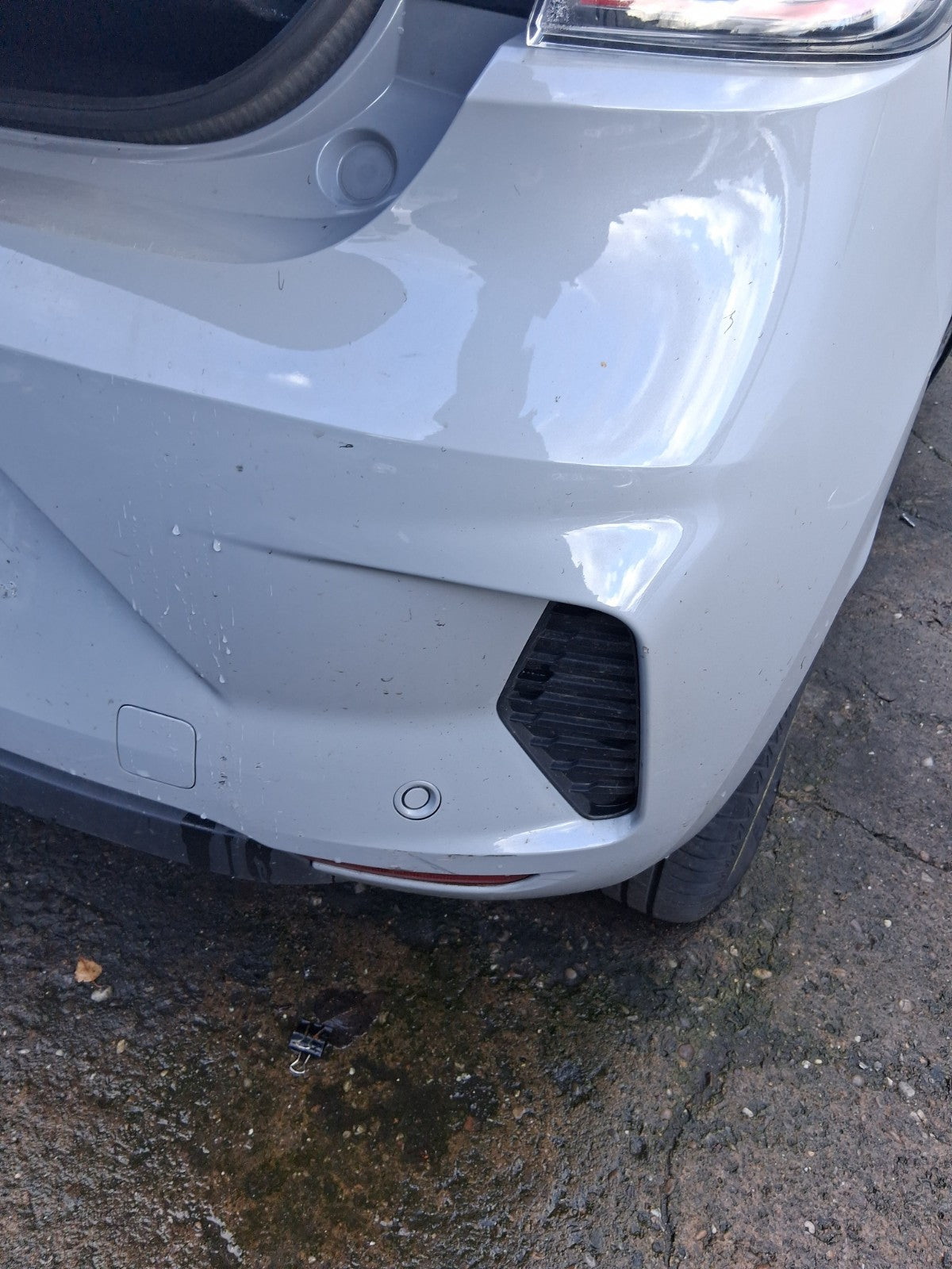 2024 RENAULT CLIO FACELIFT MK5 COMPLETE REAR BUMPER WITH PDC SENSORS GREY