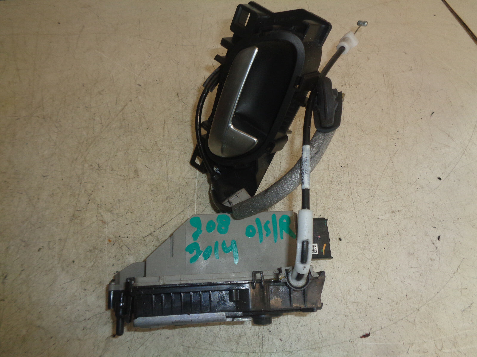 PEUGEOT 208 2014 OSR DRIVER SIDE REAR DOOR LOCK MECHNAISM