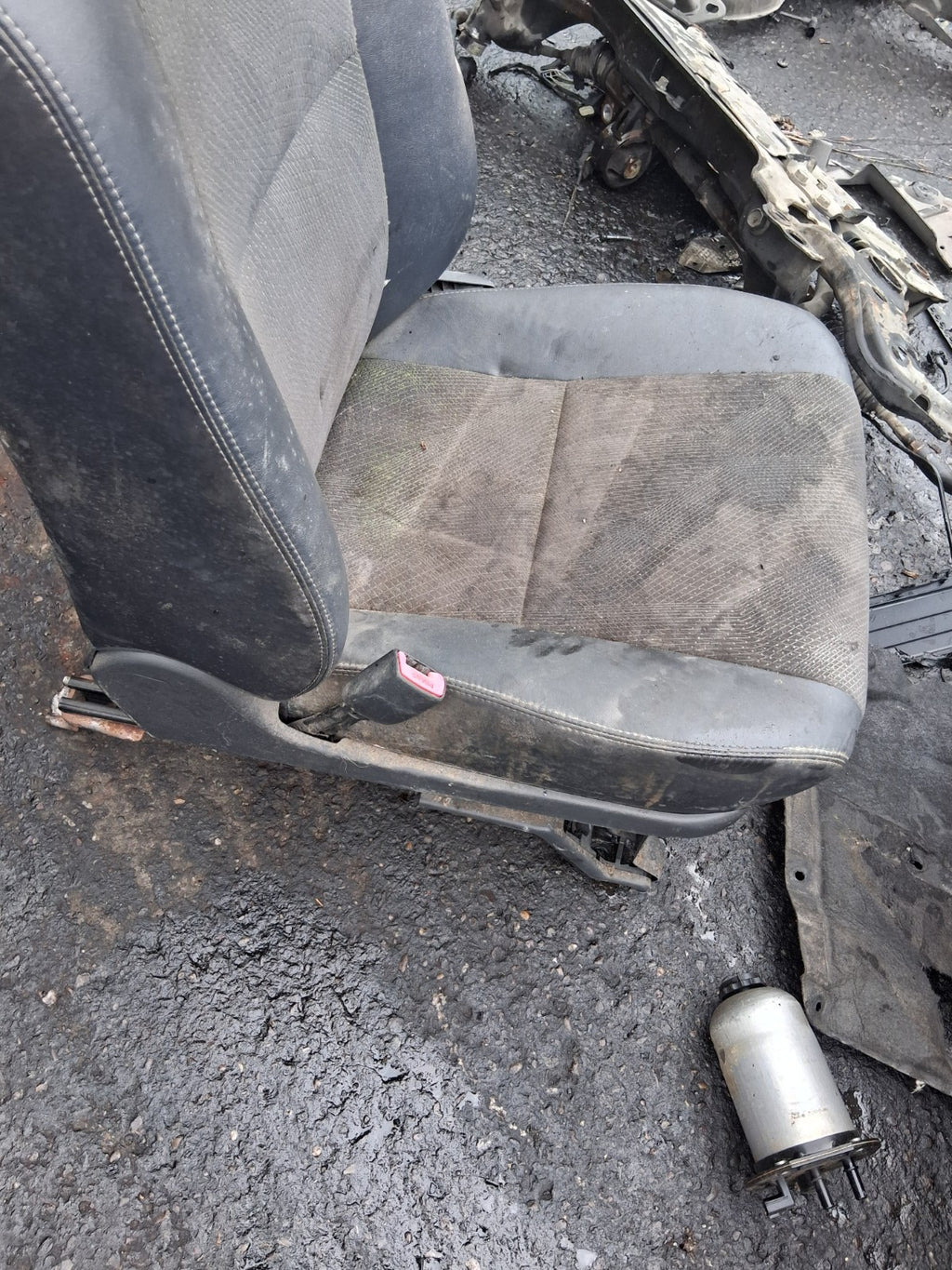 2013 TOYOTA ESTIMA MK3 NSF PASSENGER SIDE FRONT LEFT COMPLETE SEAT HALF LEATHER