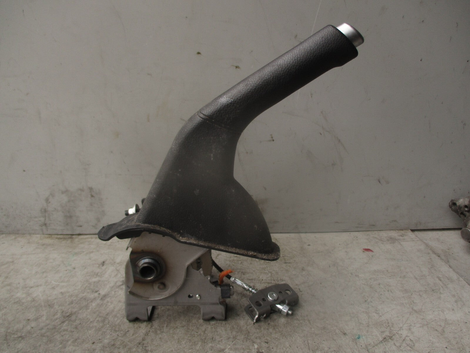 2018 KIA STONIC 1.0 PETROL PARKING BRAKE HANDBRAKE LEVER HANDLE