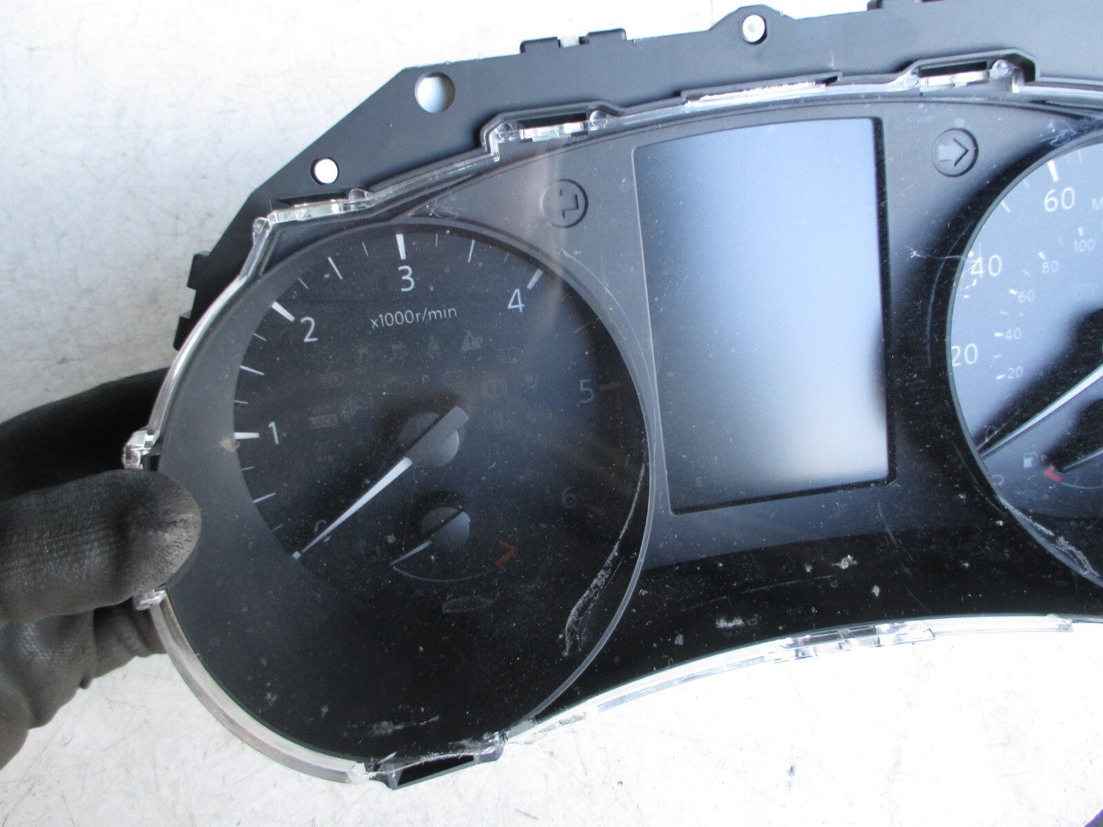 NISSAN QASHQAI MK2 J11 2016 1.5 DIESEL SPEEDOMETER INSTRUMENT CLUSTER 950A 4EA8B