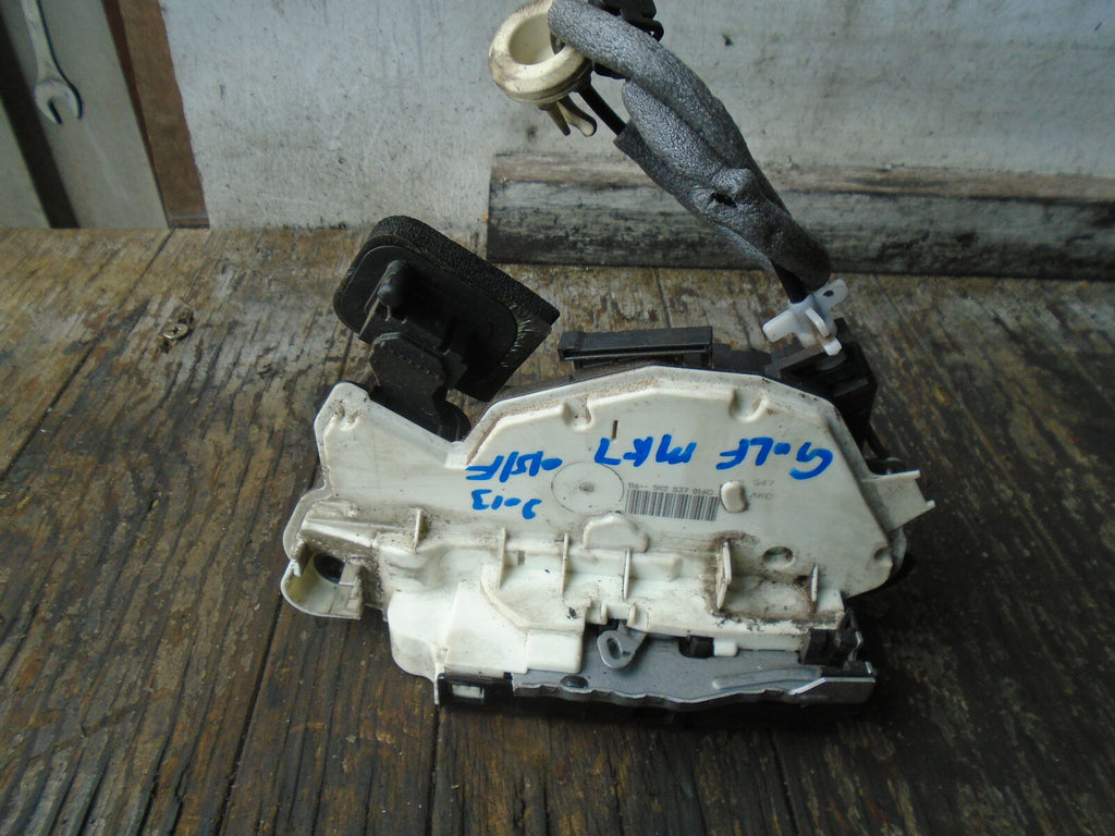 VW VOLKSWAGEN GOLF MK7 2013 OSF DRIVER SIDE FROBT DOOR LOCK MECHNAISM 5K2837016D