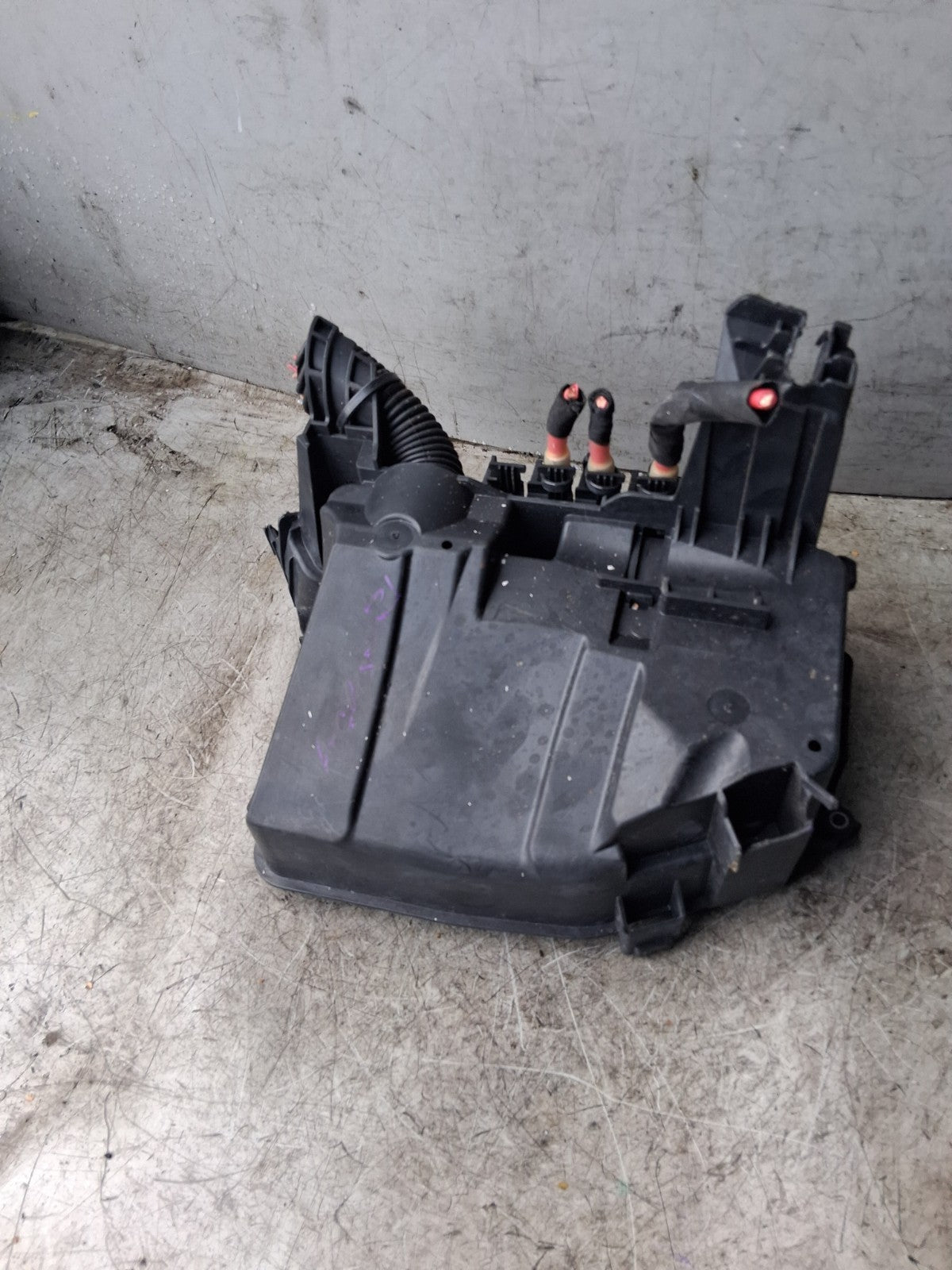 2021 MERCEDES A CLASS DIESEL FUSE BOX A1775404407