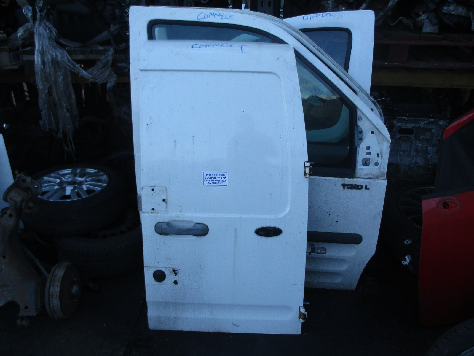 FORD TRANSIT CONNECT 2006 OSR DRIVER SIDE REAR COMPLETE DOOR