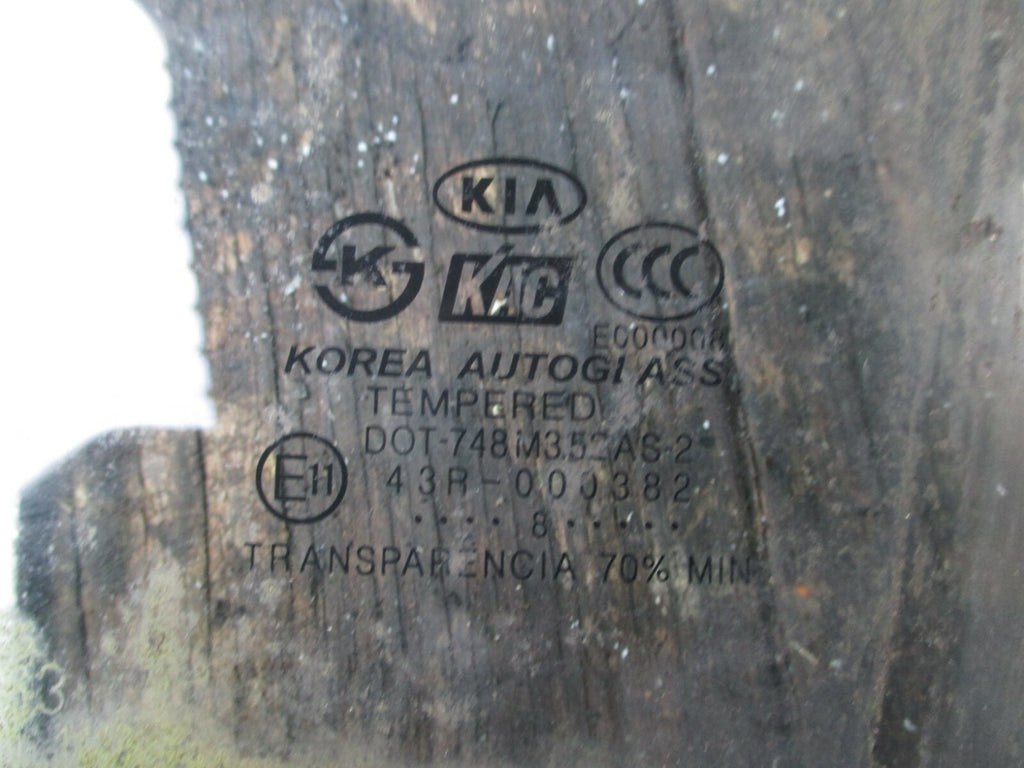 KIA SORENTO 2008 MK1 NSF FRONT PASSENGER SIDE WINDOW GLASS