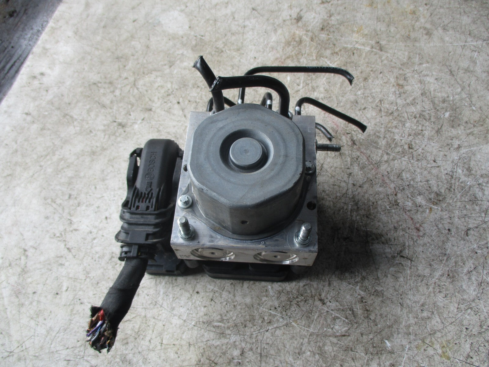 NISSAN MICRA K14 2019 1.0 PETROL ABS PUMP MODULATOR 476605FP0A