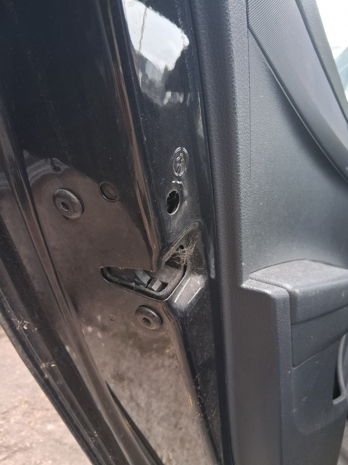 2020 SKODA FABIA MK3 NJ NSR PASSENGER SIDE REAR LEFT DOOR LOCK MECHANISM