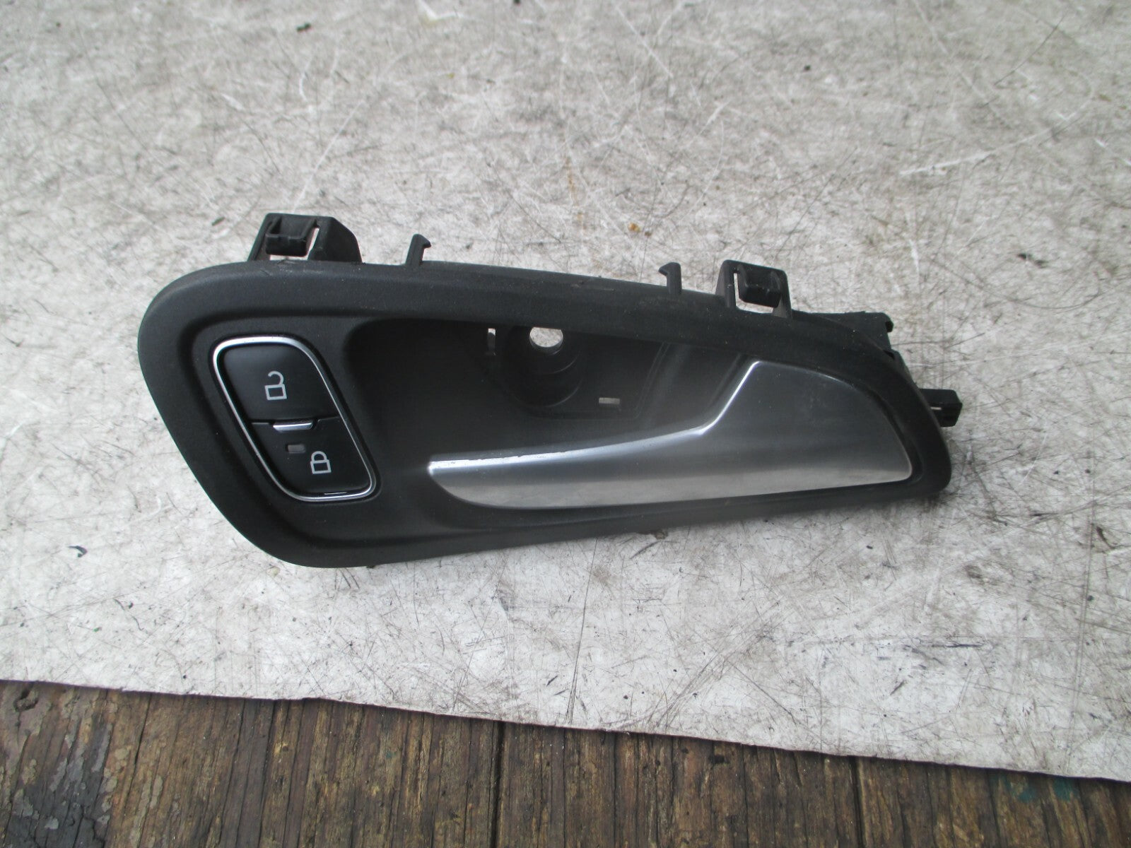 FORD FOCUS 2017 MK3 OSF FRONT DRIVER SIDE INTERIOR DOOR HANDLE