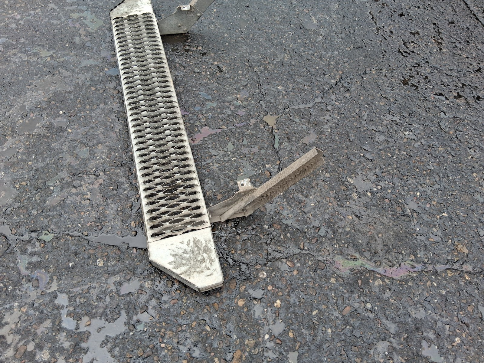 2023 RENAULT MASTER MK3 REAR METAL STEP
