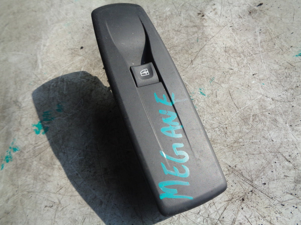 RENAULT MEGANE MK3 NS PASSENGER SIDE WINDOW SWITCH 80960004R