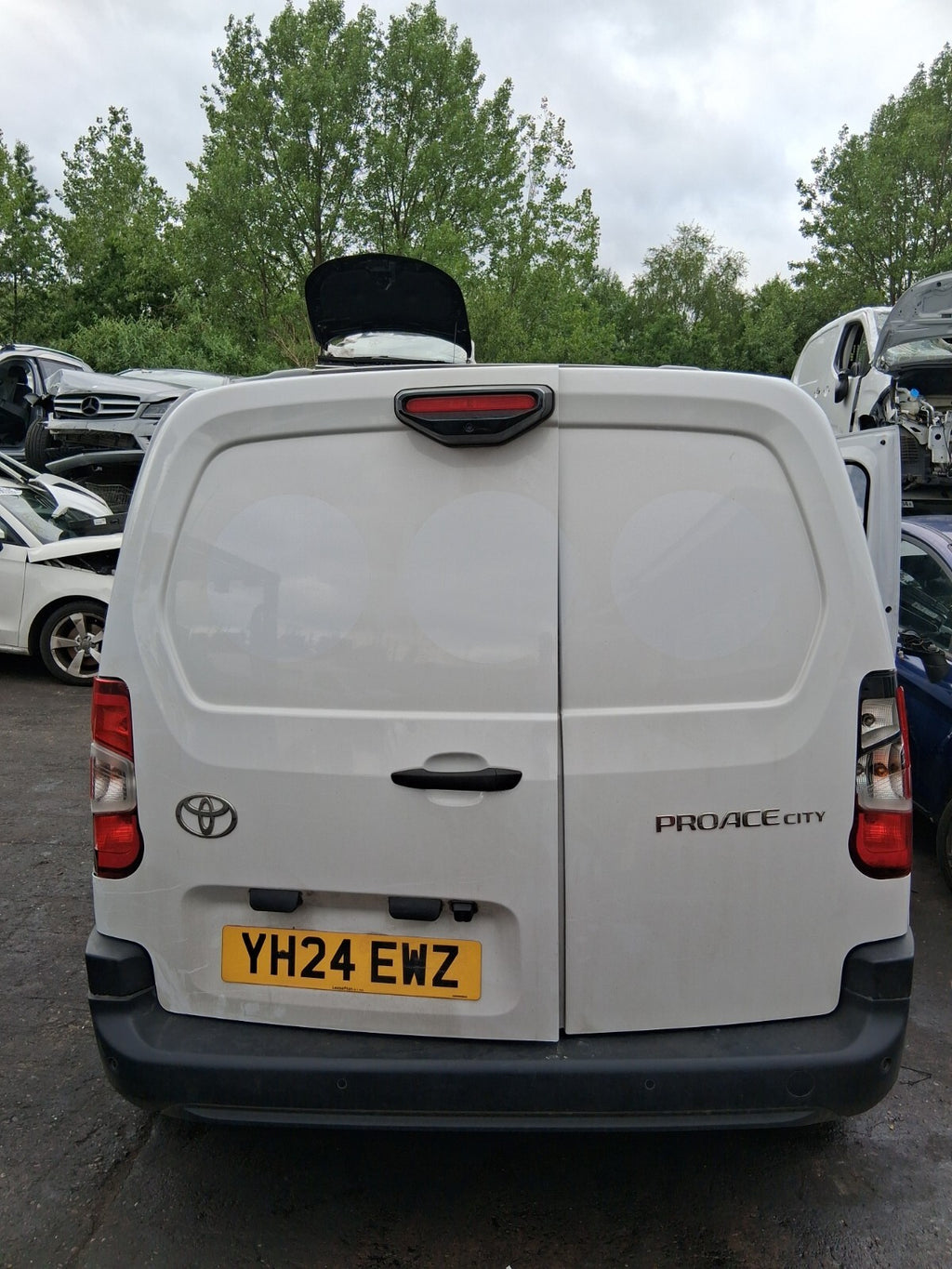 2024 TOYOTA PROACE CITY FRONT BONNET HOOD PANEL DAMAGED EPR ICY WHITE