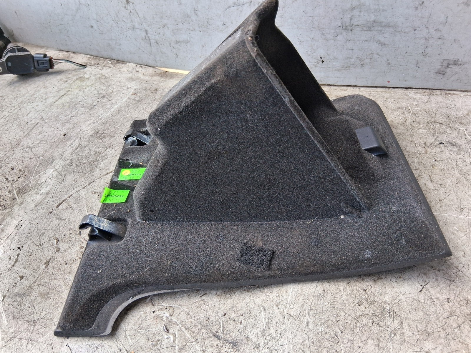 2006 VW VOLKSWAGEN PASSAT B6 ESTATE OSF DRIVER SIDE FRONT STORAGE BOX 3C2857922