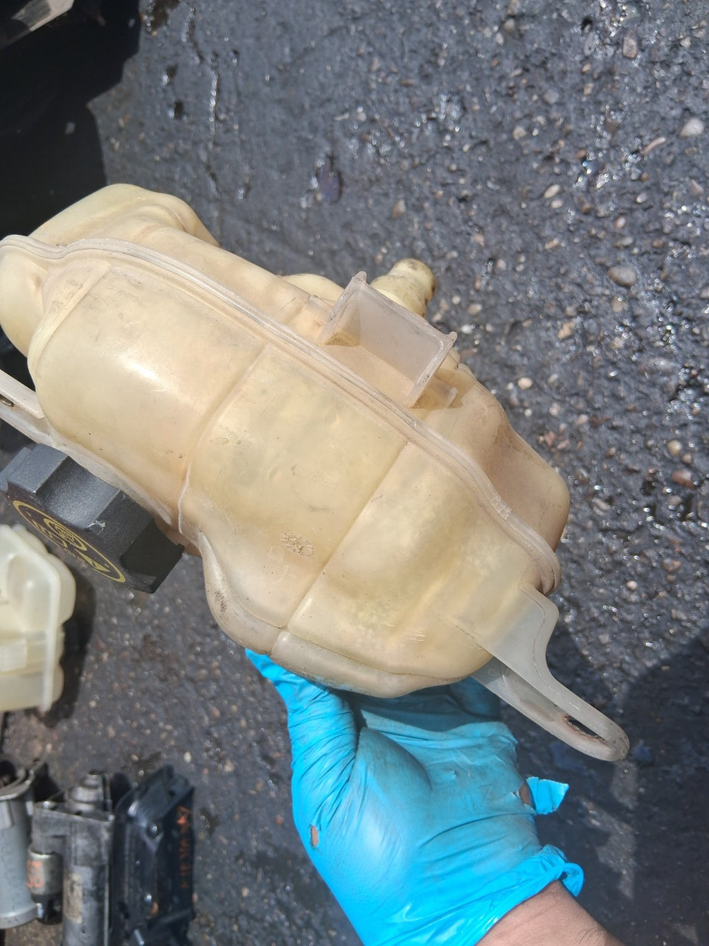 2014 FORD FIESTA MK7 COOLANT WATER EXPANSION TANK 39007213