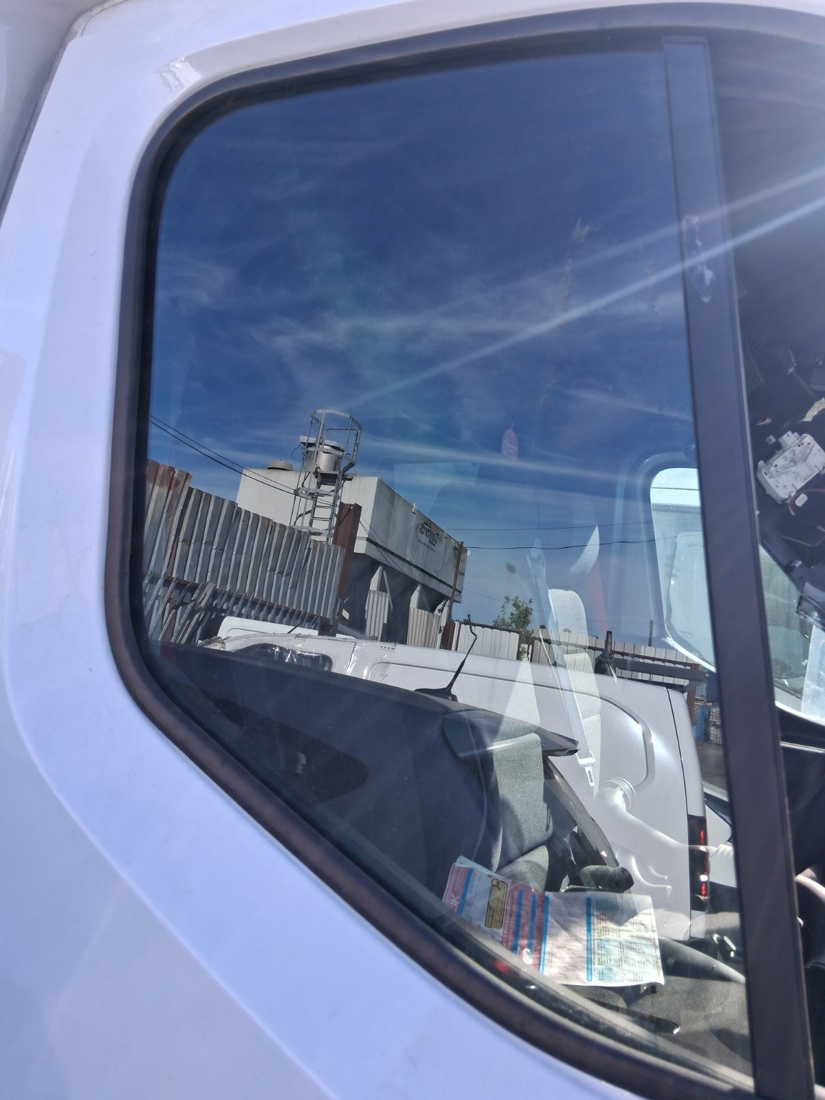 2025 RENAULT MASTER MK4 OSF DRIVER SIDE FRONT MAIN WINDOW GLASS