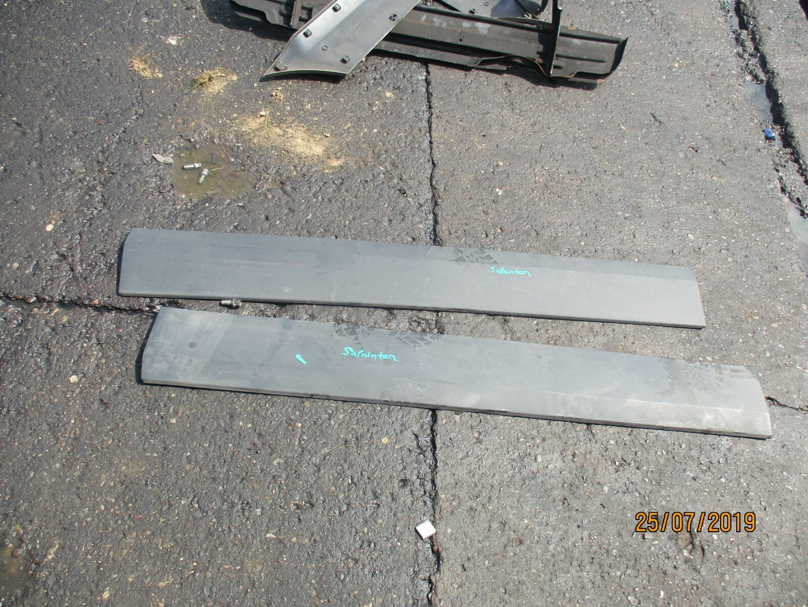 MERCEDES SPRINTER 906 MK2 OS NS MIDDLE BODY MOULDING TRIM PANEL A9066900762