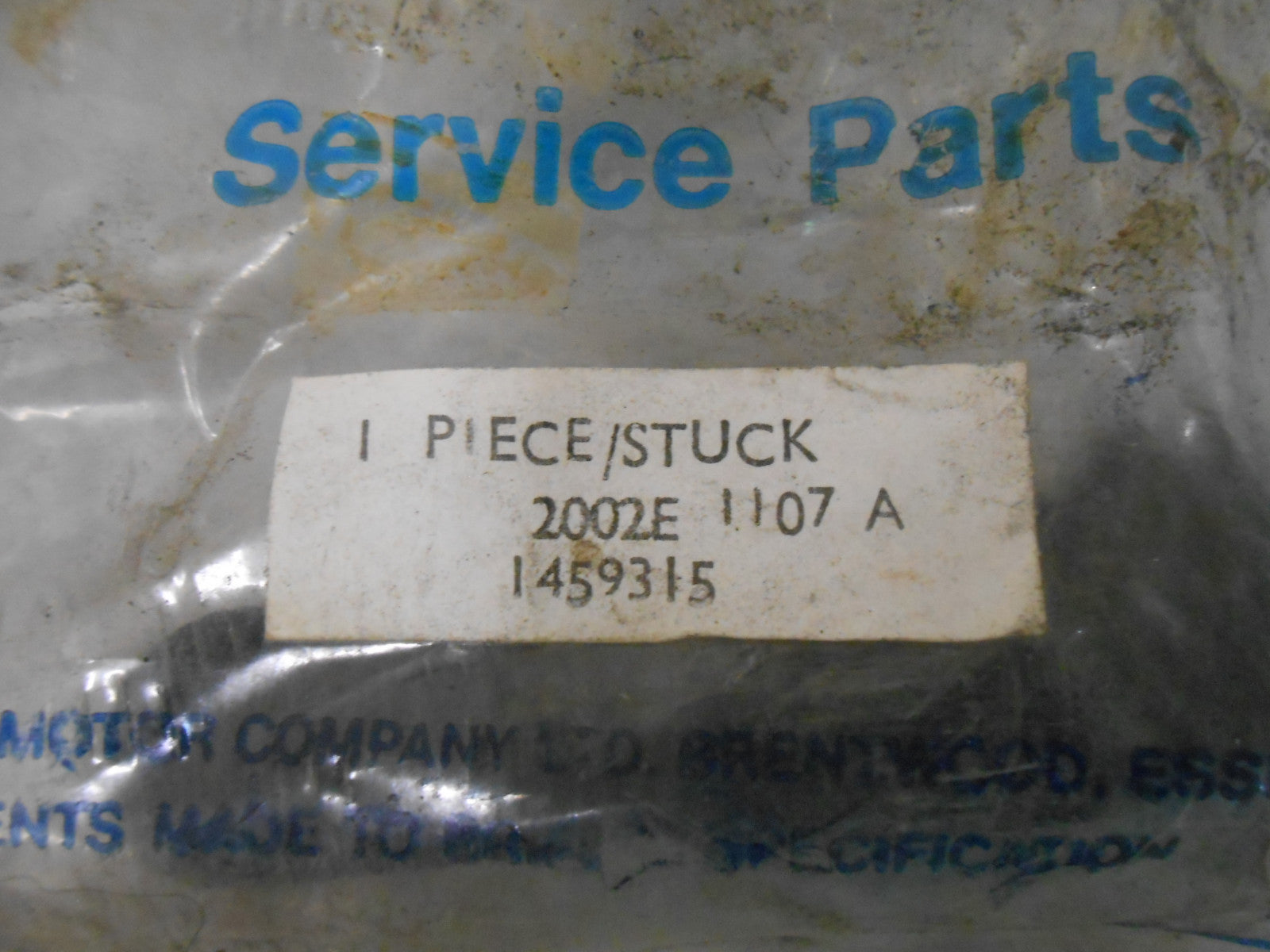 FORD SERVICE PART GENUINE FORD CARGO MK1 X1 NEW FRONT WHEEL STUD 2002E1107A