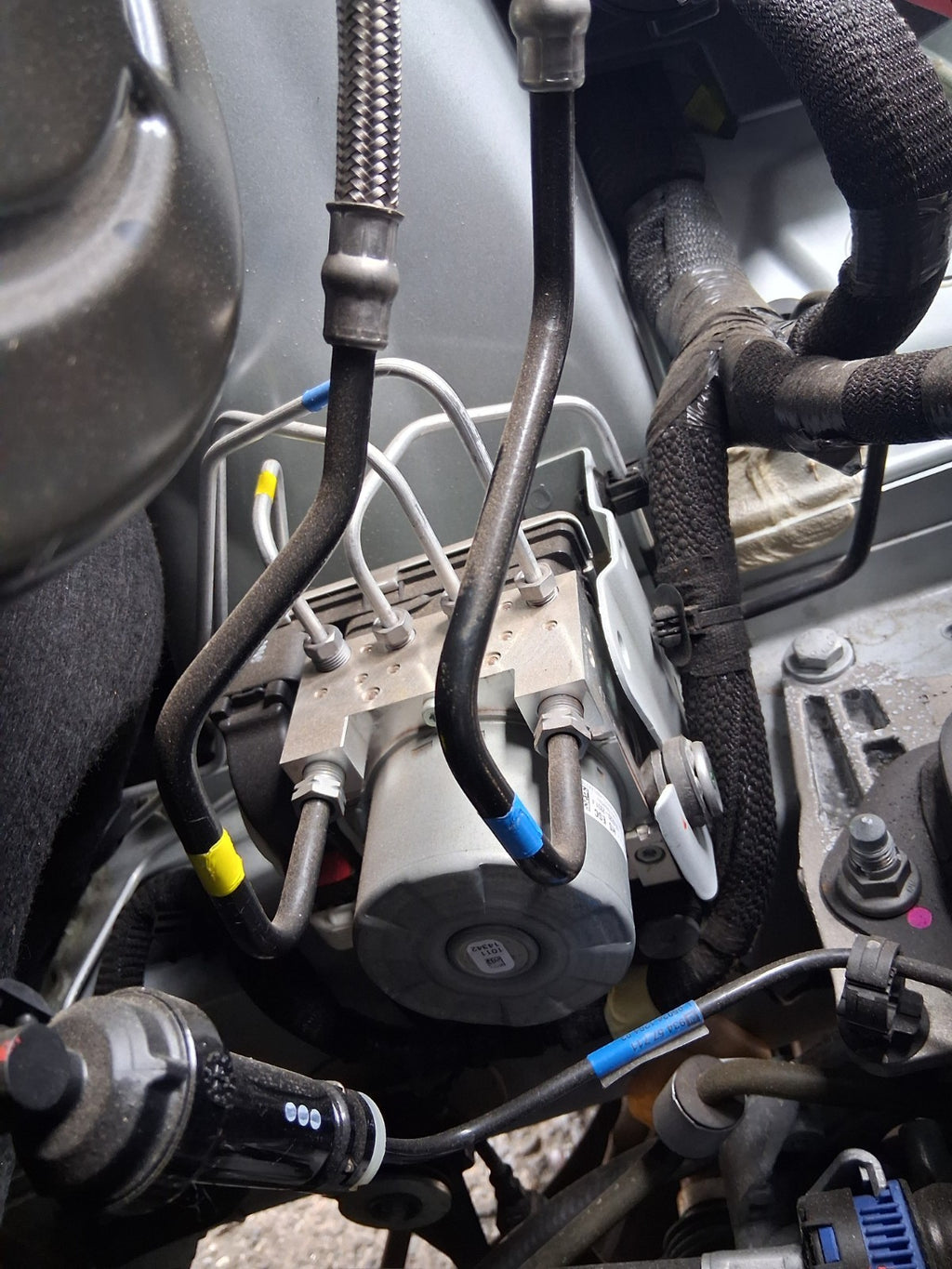 2024 RENAULT TRAFIC X82 2.0 DIESEL DCI ABS PUMP & MODULATOR 476603637R