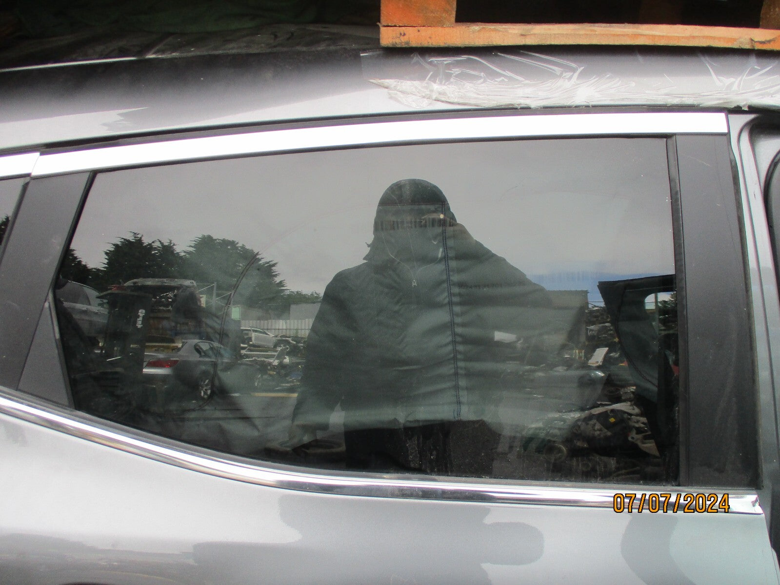 NISSAN QASHQAI J11 2014 OSR DRIVER SIDE REAR DOOR WINDOW GLASS TINTED