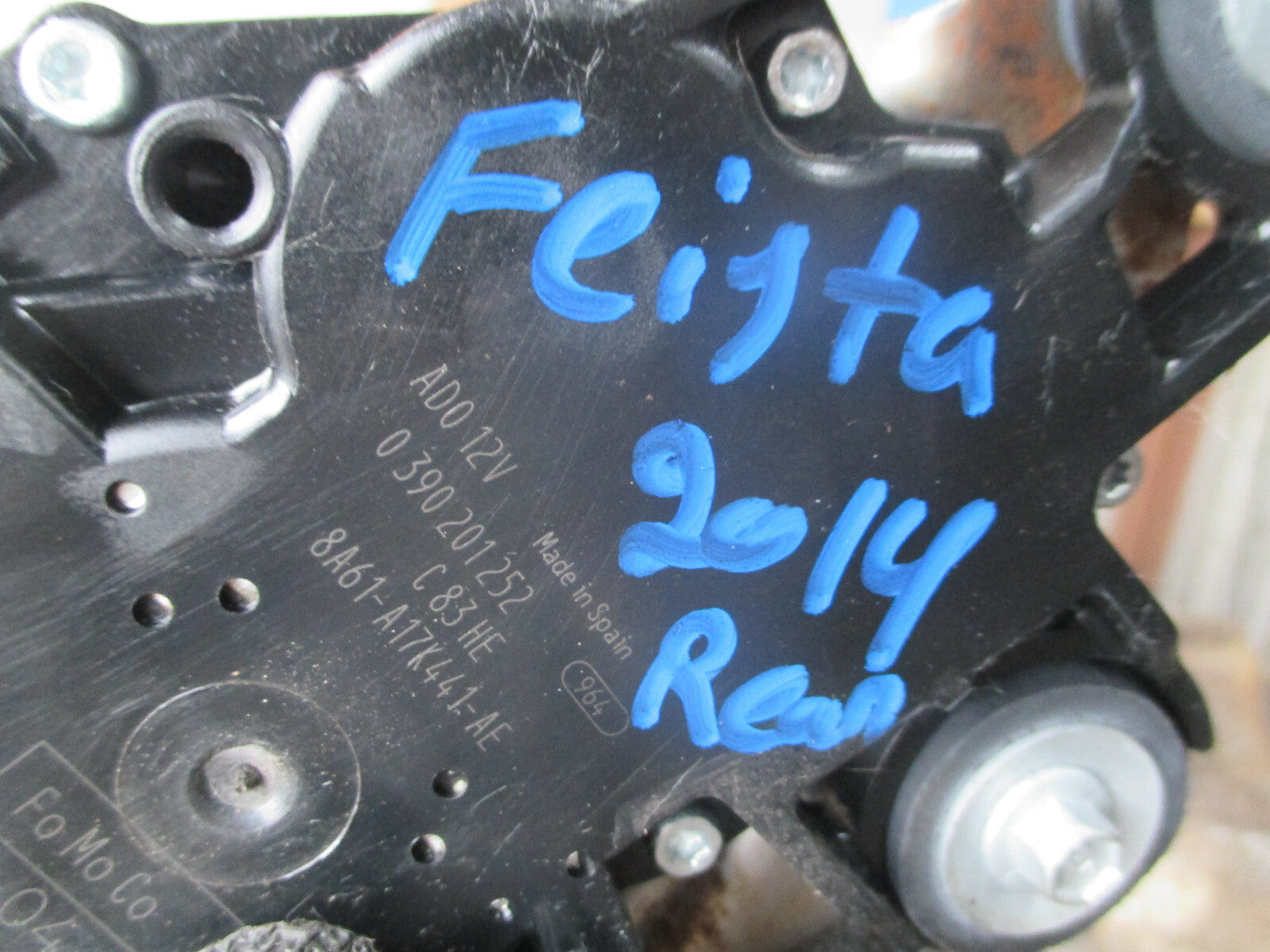 FORD FIESTA MK7 2014 REAR WINDSCREN WIPER MOTOR 8A61A17K441AE