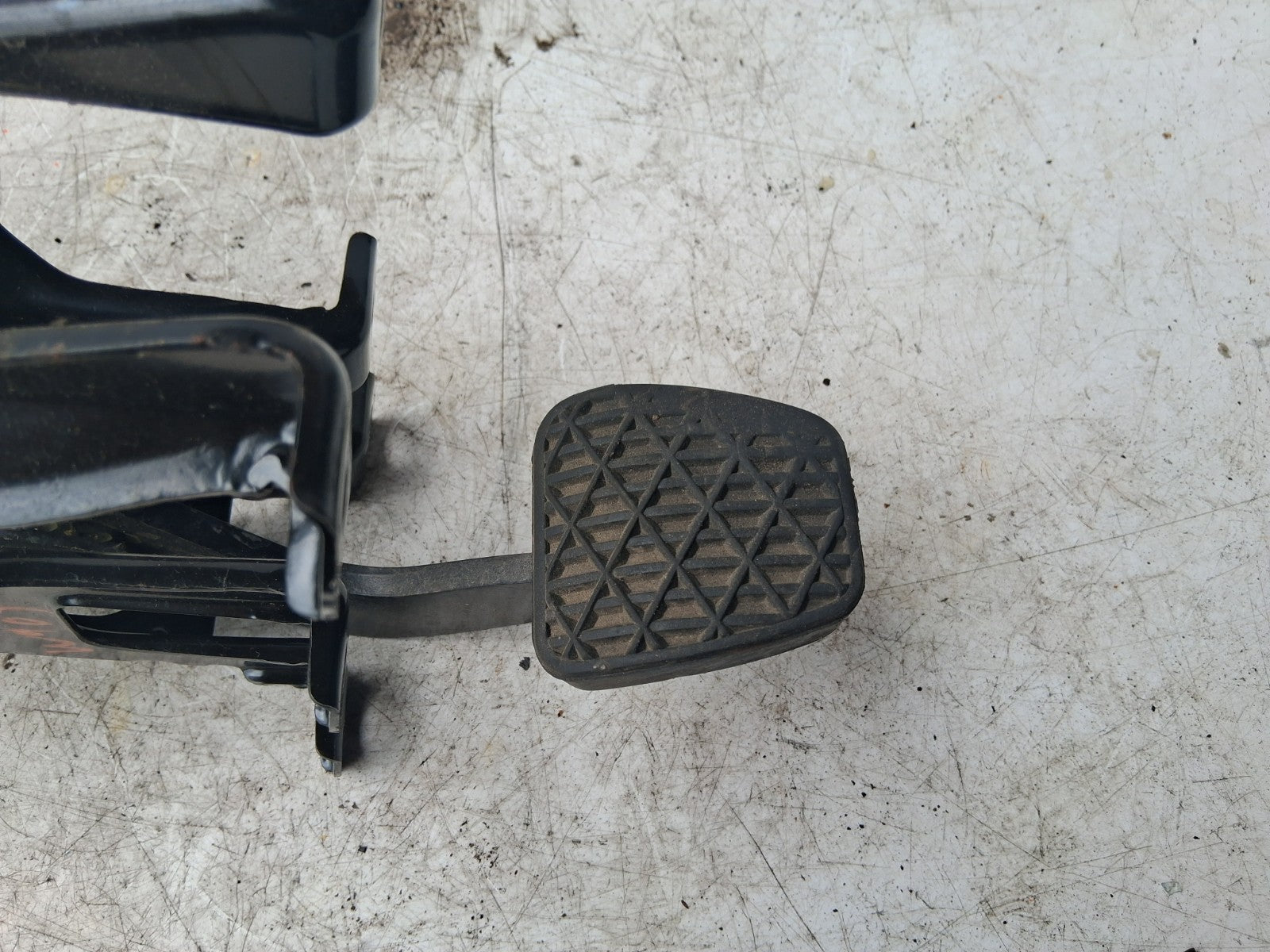 2021 MERCEDES BENZ SPRINTER W907 2.0 DIESEL BRAKE PEDAL ASSEMBLY A9102902300