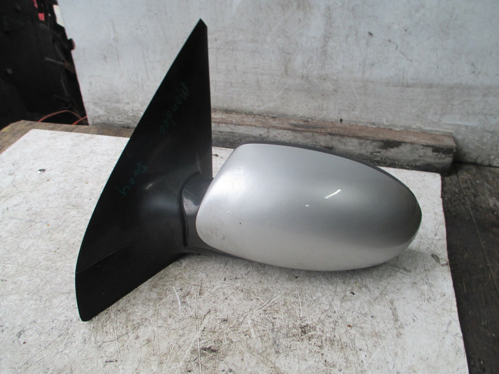 FORD MONDEO MK3 2004 NSF PASSENGER FRONT ELECTRIC WING MIRROR SILVER