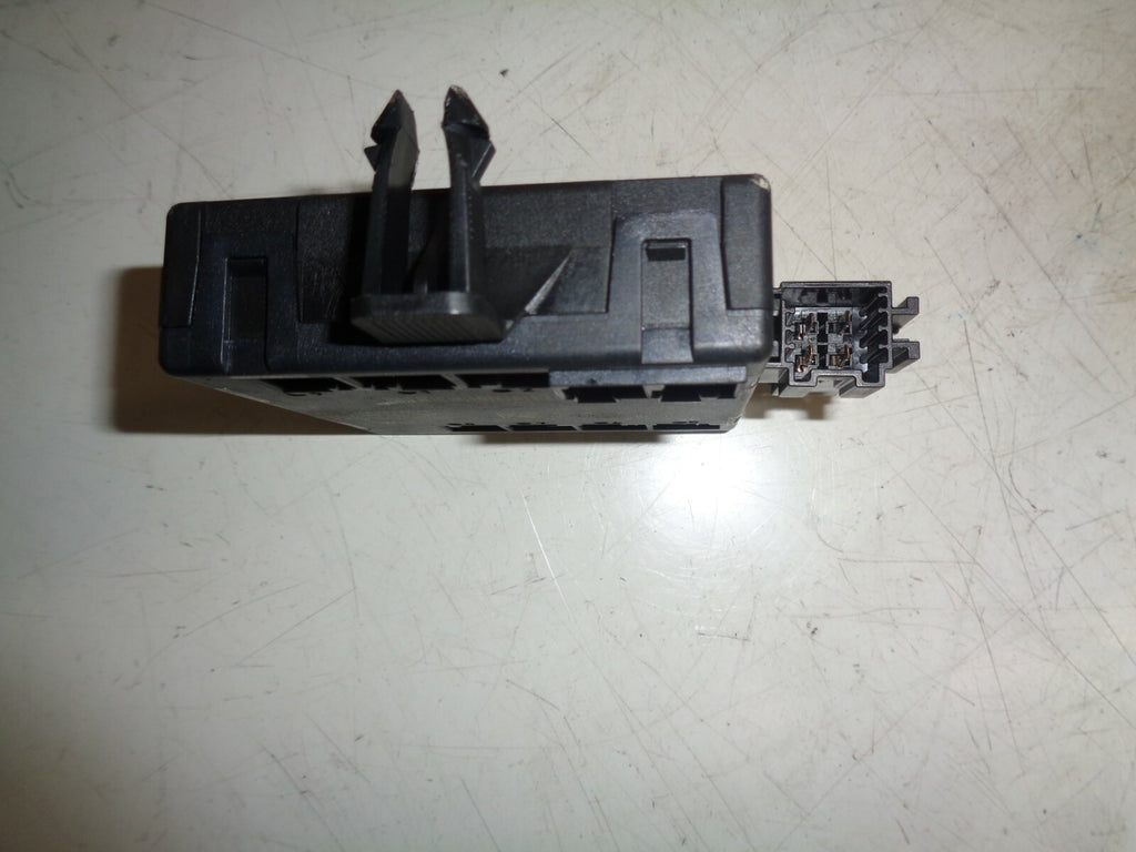 MERCEDES A CLASS W176 2017 PASSENGER SIDE FRONT DOOR CONTROL MODULE A1669000318