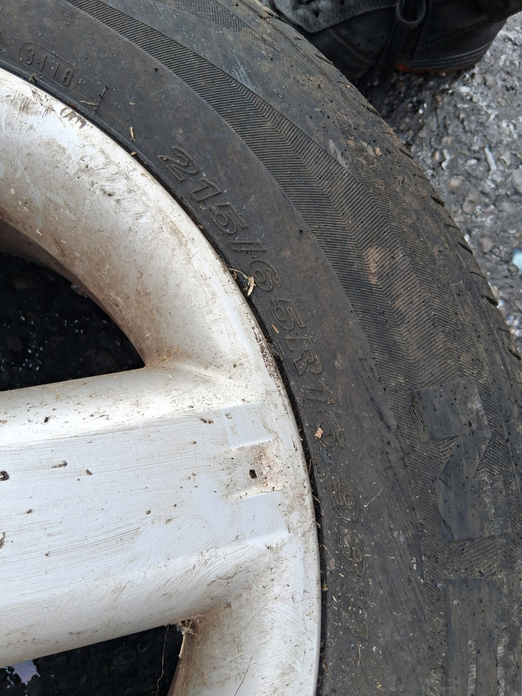 2007 NISSAN X TRAIL MK1 16 INCH ALLOY WHEEL WITH TYRE 215/65R16