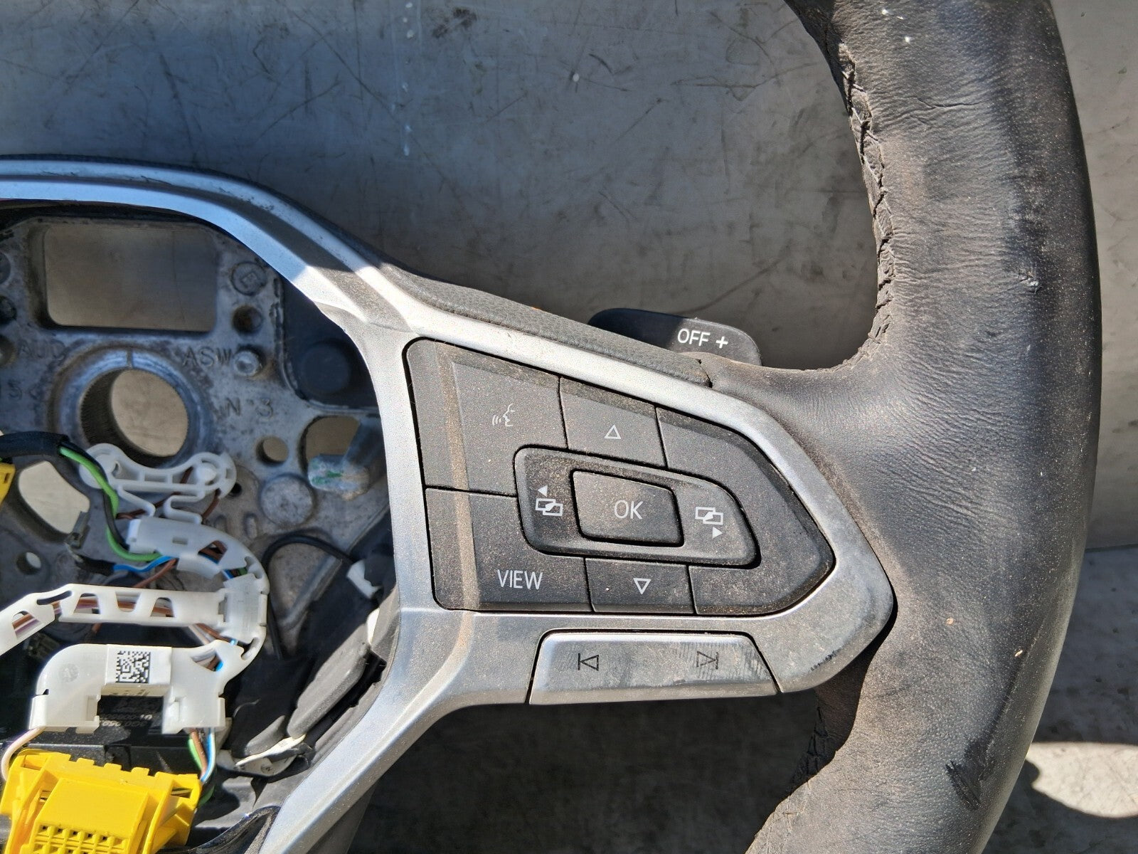 VW VOLKSWAGEN PASSAT B8 2019 MULTIFUNCTIONAL STEERING WHEEL
