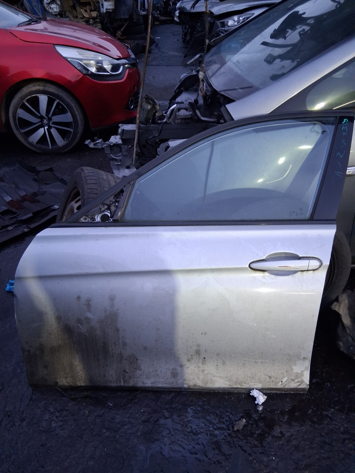 2018 BMW 3 SERIES F30 SALOON NSF PASSENGER SIDE FRONT LEFT BARE DOOR SILVER