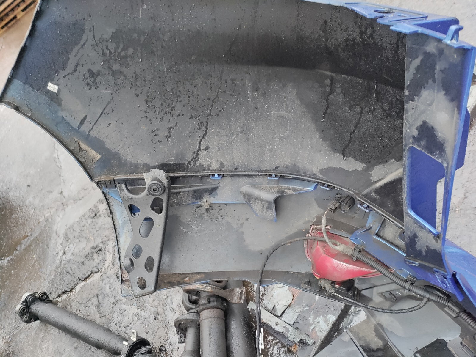 2015 RENAULT MEGANE CONVERTIBLE COMPLETE REAR BUMPER BLUE