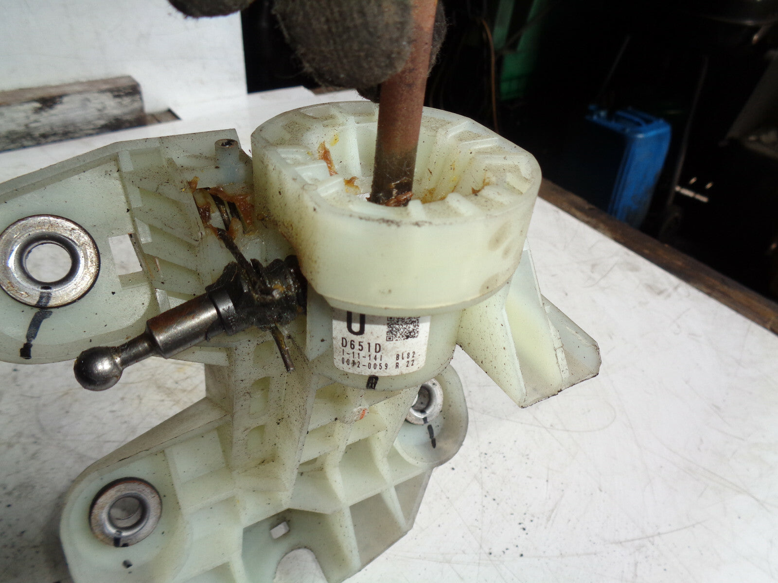 MAZDA 2 MK3 DJ 2015 PETROL MANUAL GEAR SELECTOR SHIFTER D651D