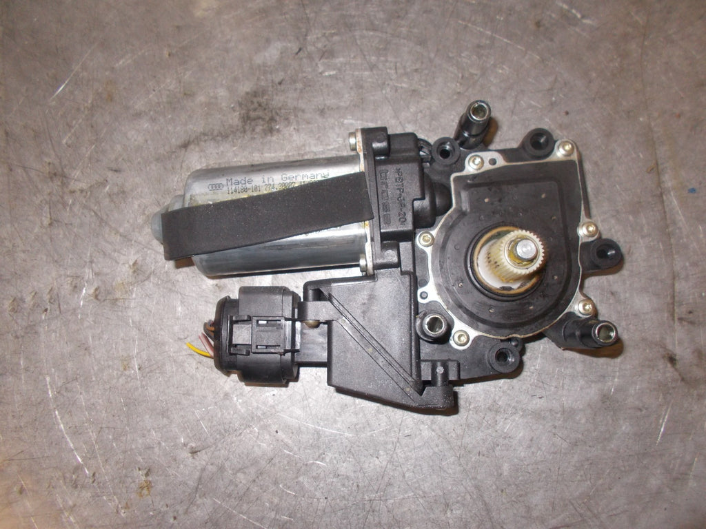 AUDI A8 1998 MK1 NSR PASSENGER SIDE REAR WINDOW REGULATOR 4D0959801G