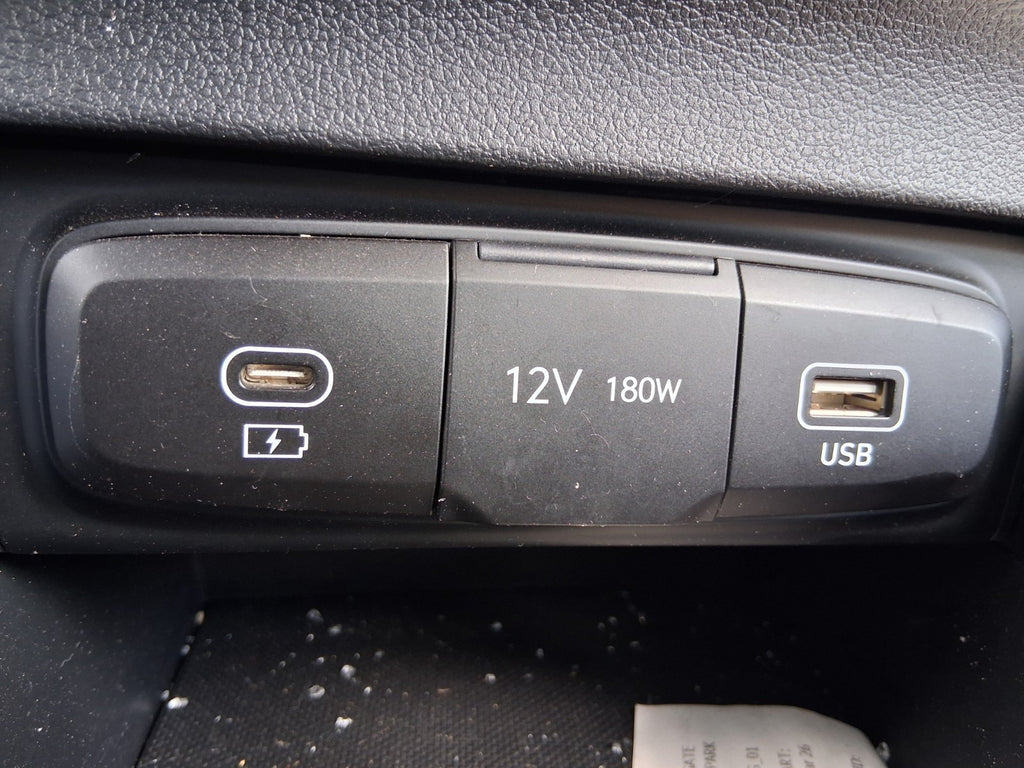 2026 HYUNDAI I20 MK3 USB SOCKET CONNECTOR