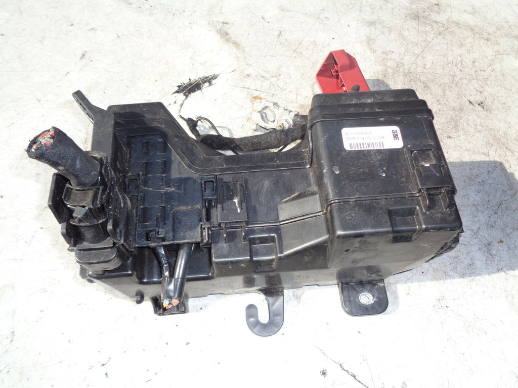 PEUGEOT 108 2014 1.0 PETROL HATCHBACK FUSE RELAY BOX 821110HF90F