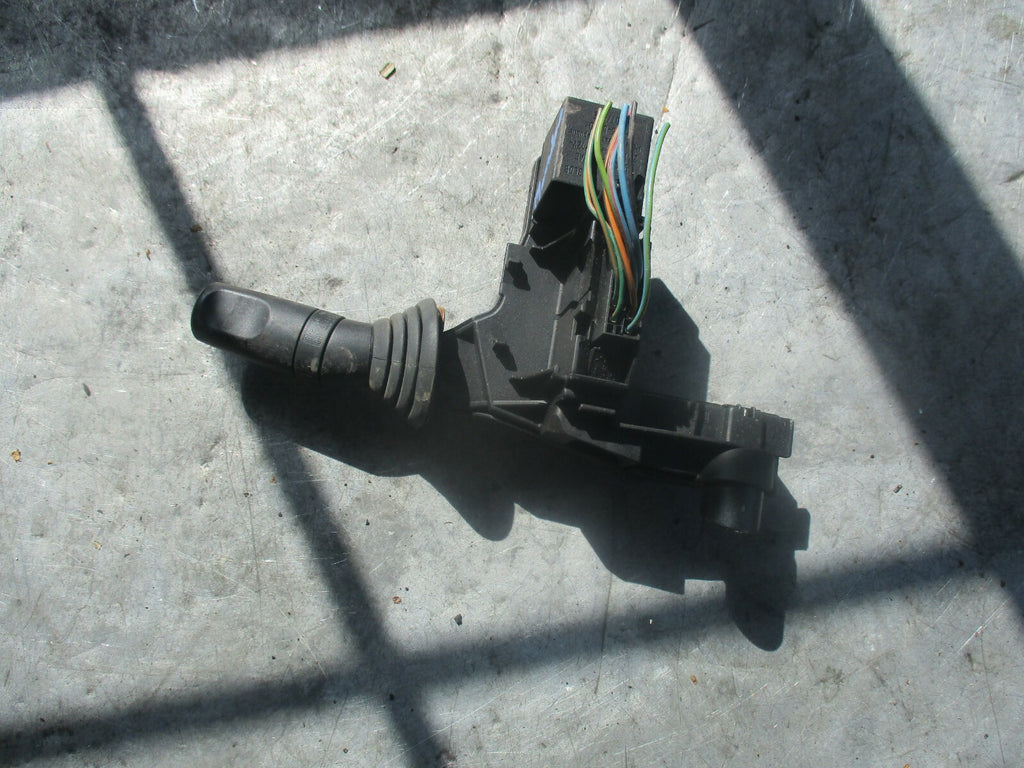 FORD MONDEO MK2 INDICATOR STALK SWITCH LEFT & HAZARD SWITCH 97BG13B302