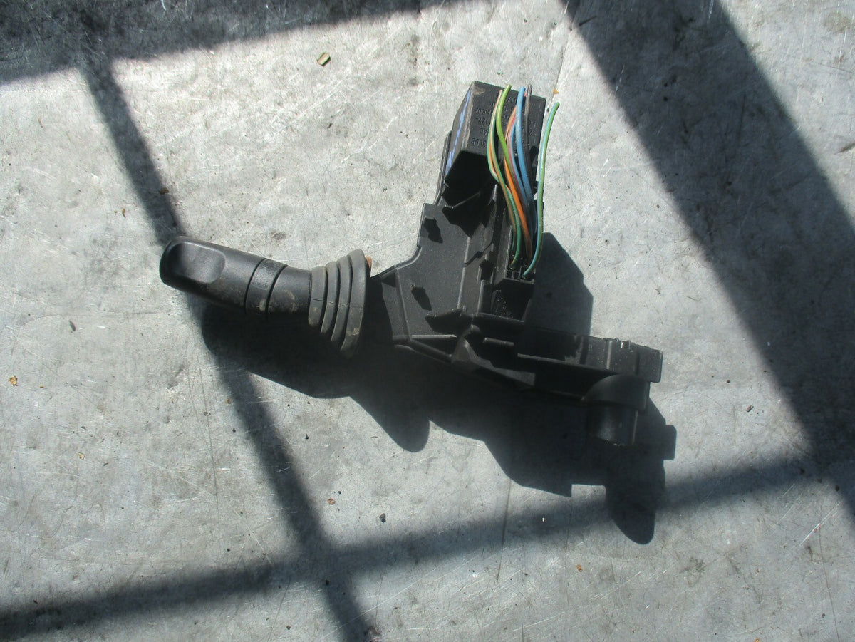 FORD MONDEO MK2 INDICATOR STALK SWITCH LEFT & HAZARD SWITCH 97BG13B302