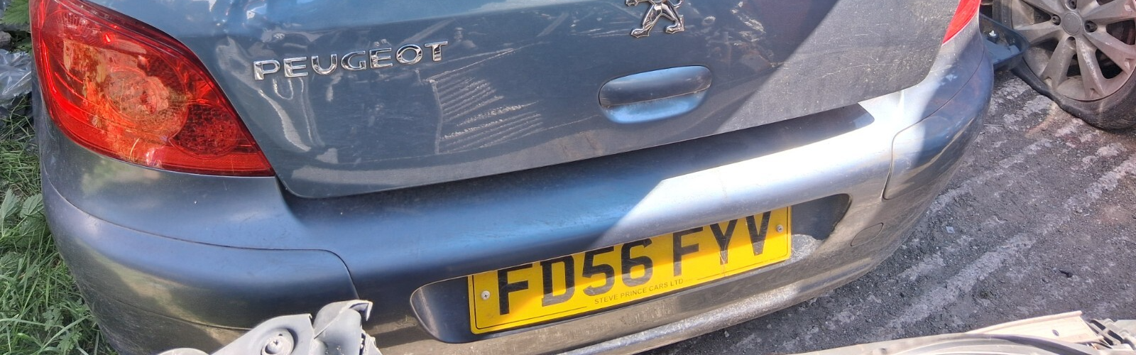 2006 PEUGEOT 307 REAR COMPLETE BUMPER IRON GREY METALLIC EZWD