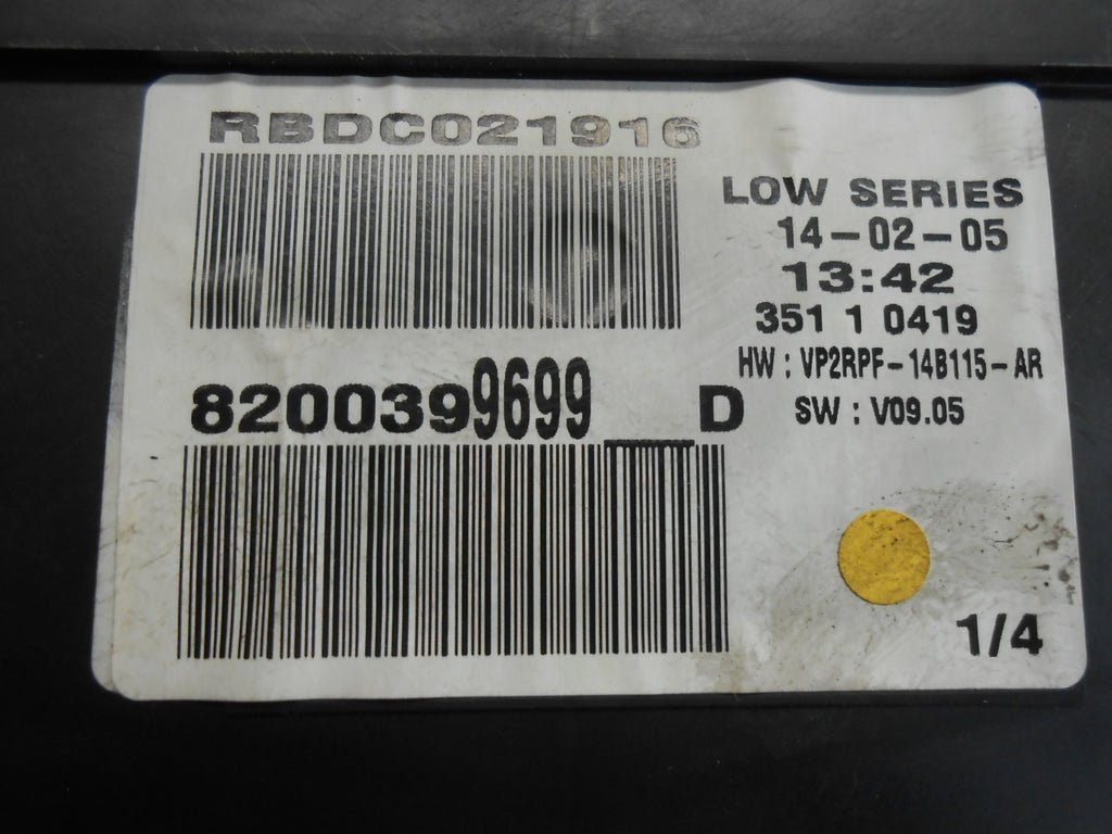 RENAULT MEGANE MK2 2005 1.9 DCI CLOCKS SPEEDO INSTRUMENT CLUSTER  8200399699