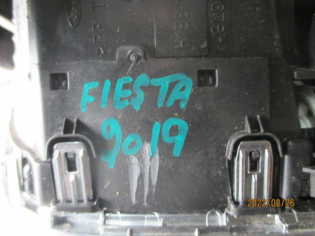 FORD FIESTA 2019 MK8 CENTRE AIR GRILL WITH HAZARD SWITCH H1BB19K617