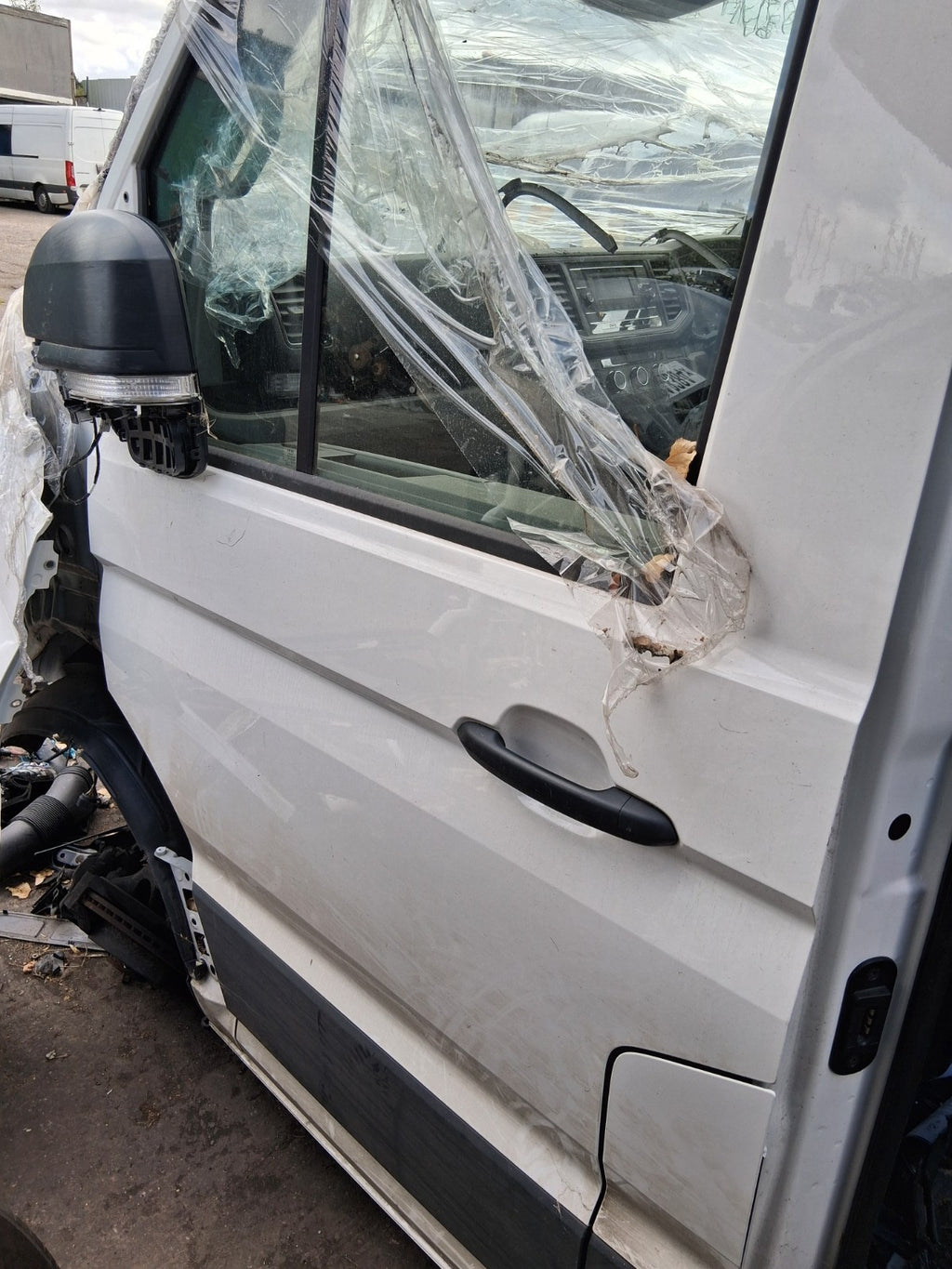 2022 VW VOLKSWAGEN CRAFTER MK2 NSF PASSENGER SIDE FRONT LEFT BARE DOOR WHITE