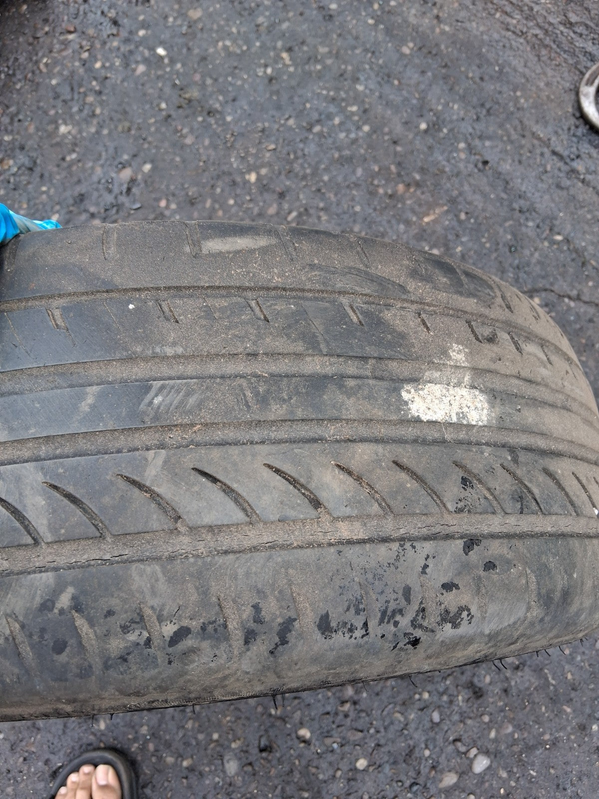 2011 CITROEN DS3 17 INCH ALLOY WHEEL WITH TYRE 205/45R17