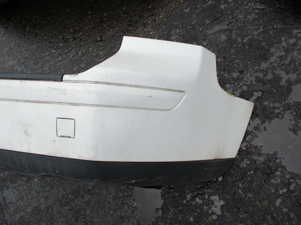 VOLVO V50 2006 COMPLETE REAR BUMPER WHITE