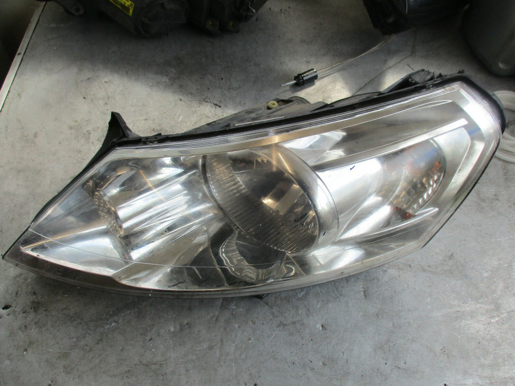 PEUGEOT EXPERT MK2 NS PASSENGER SIDE HEADLIGHT 89902607
