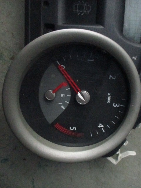 2009 RENAULT MEGANE MK2 SPEEDOMETER INSTRUMENT CLUSTER 8200399699